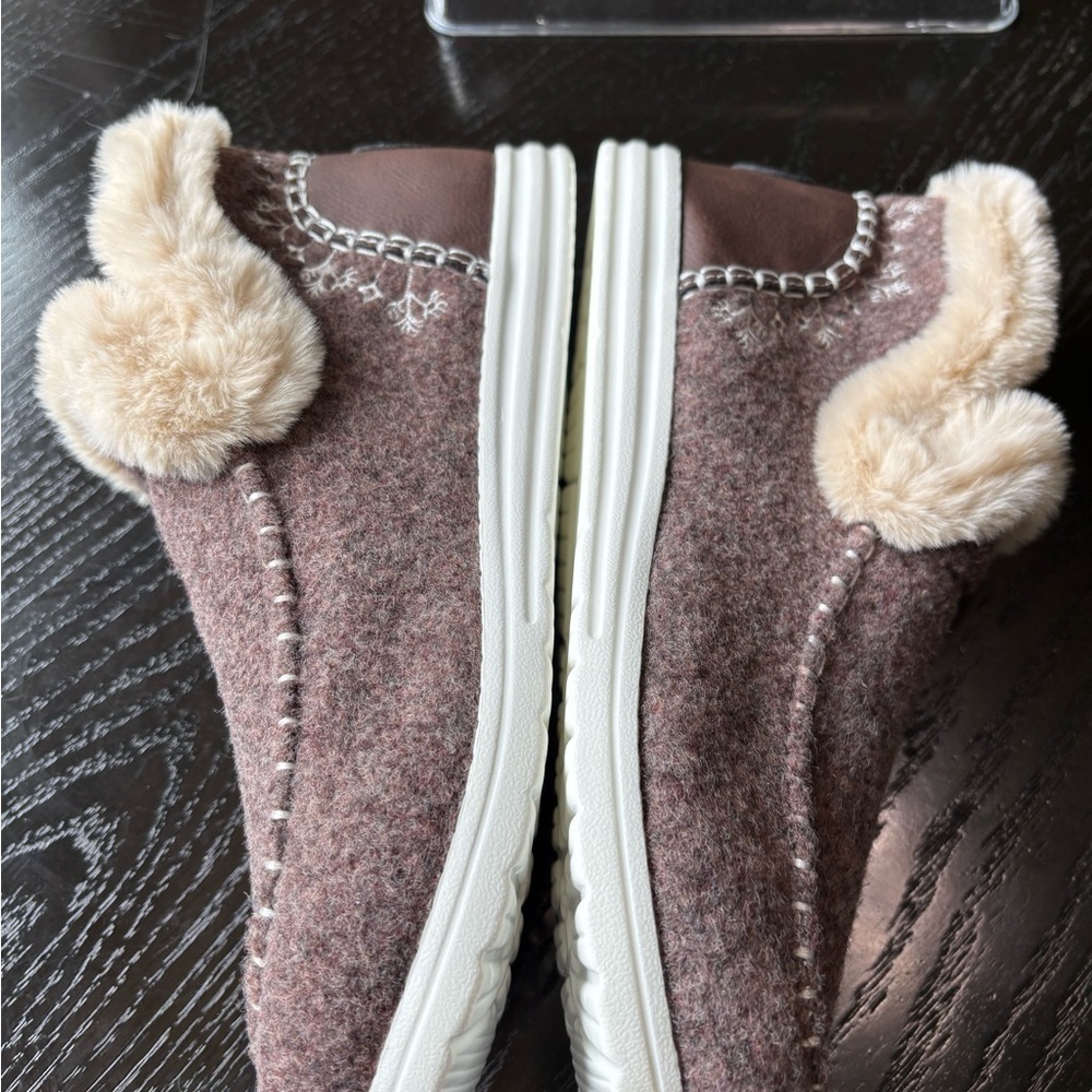 NWOT Cozy Faux Fur Lined Wool Blend Slippers – UnisexWomen’s Size 11 Men’s 9.5 - Picture 3 of 6
